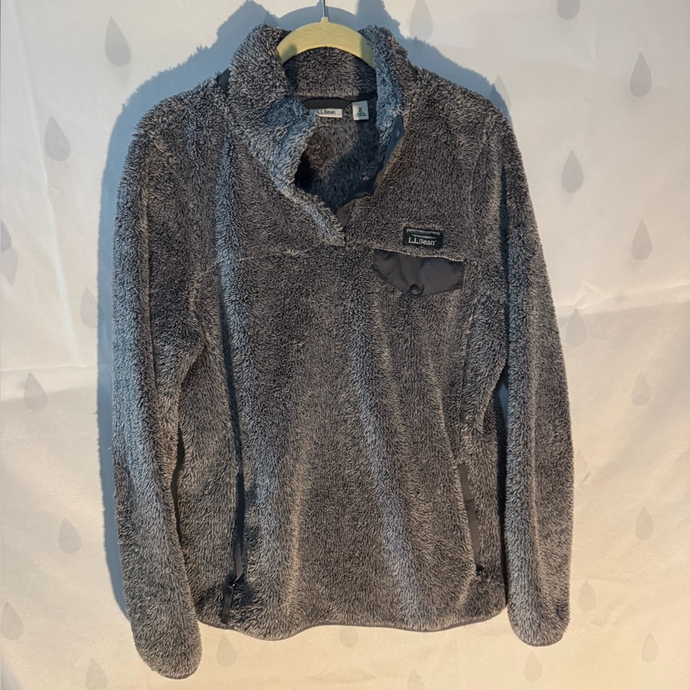 LL Bean Cozy Gray Plush Fleece Snap Pullover, size medium
